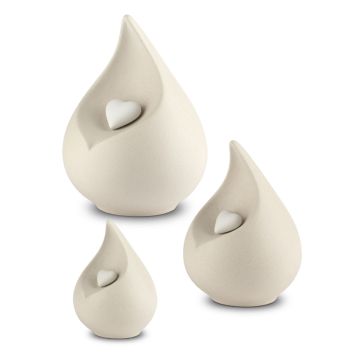 Porseleinen urn Celest met hartje - beige