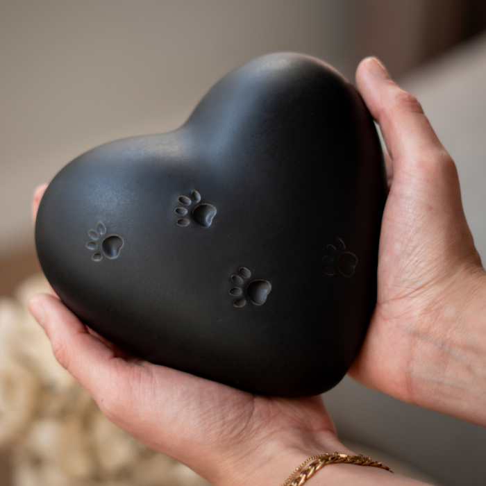 Keramische dieren hart-urn - zwart (0.70 L)