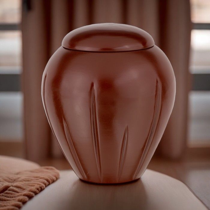 Biologische urn met groefpatroon - bruin / rood (3.40 L)