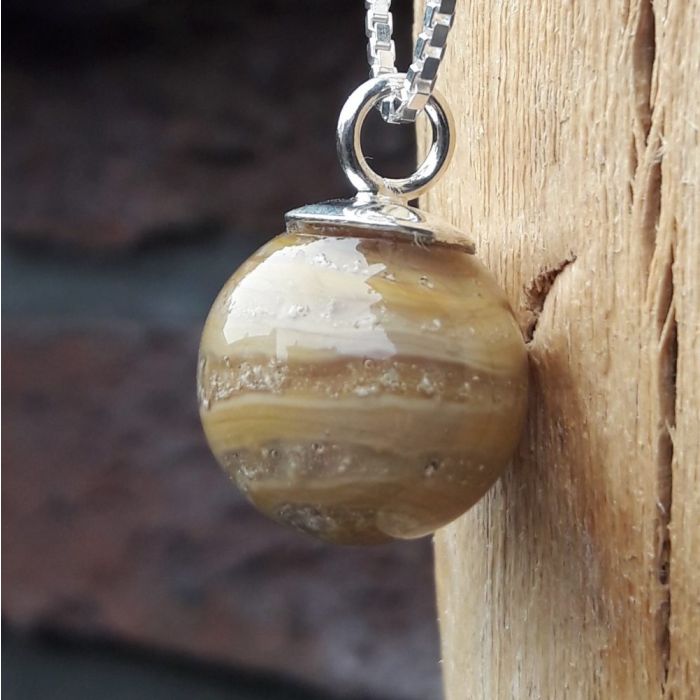 Glashanger massief bol met zilveren kapje - middel - stoneground 24