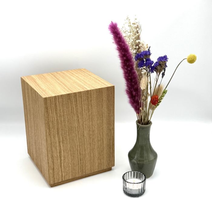 Houten urn modern vierkant - eikenhout