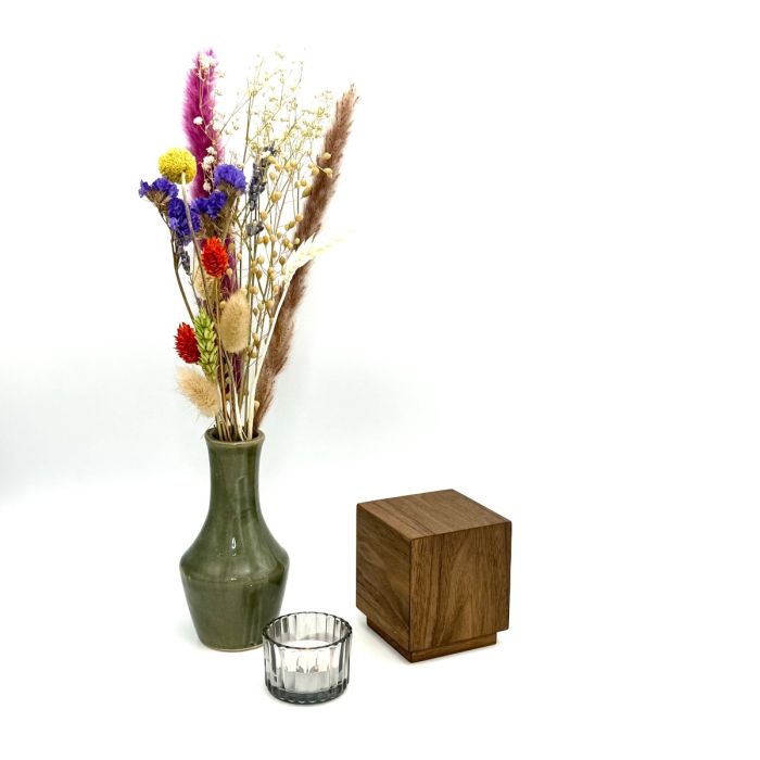 Houten mini-urn modern vierkant - notenhout