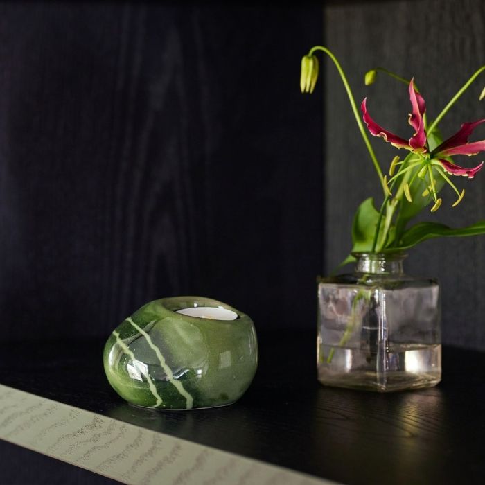 Keramisch knuffelkeitje met waxinelichtje - loofgroen (0.04 L)